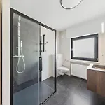 Villa66 Private Bedroom 5 - Shared Kitchen Roeser