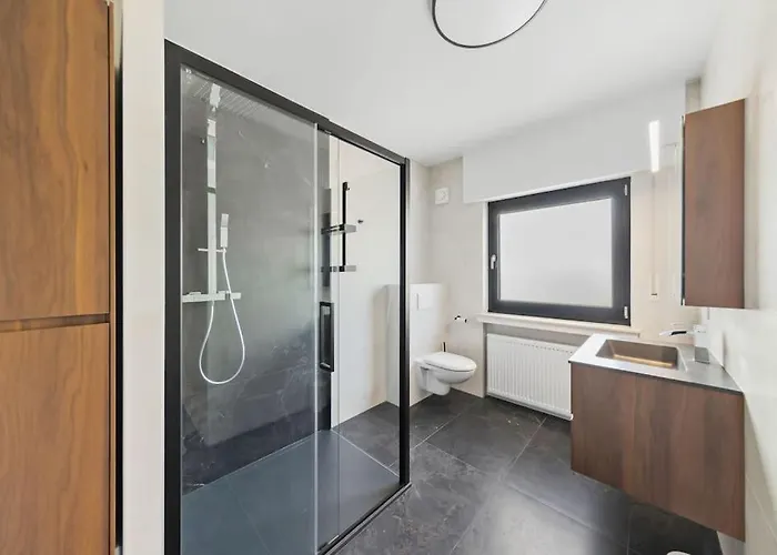 Villa66 Private Bedroom 5 - Shared Kitchen Roeser