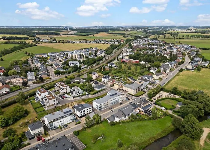 Villa66 Private Bedroom 5 - Shared Kitchen