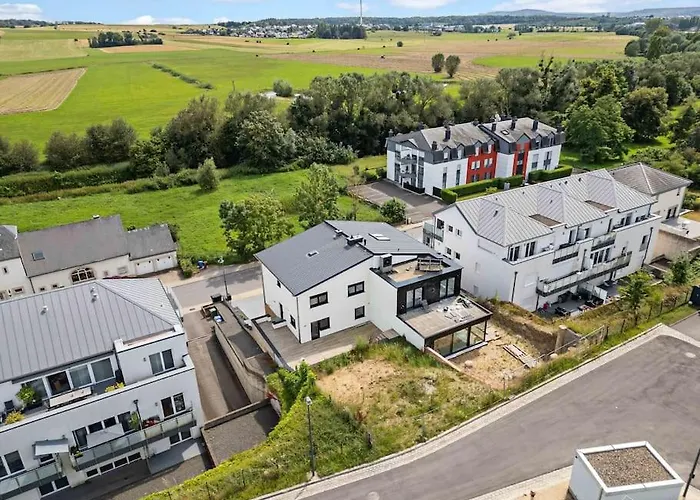Villa66 Private Bedroom 5 - Shared Kitchen *